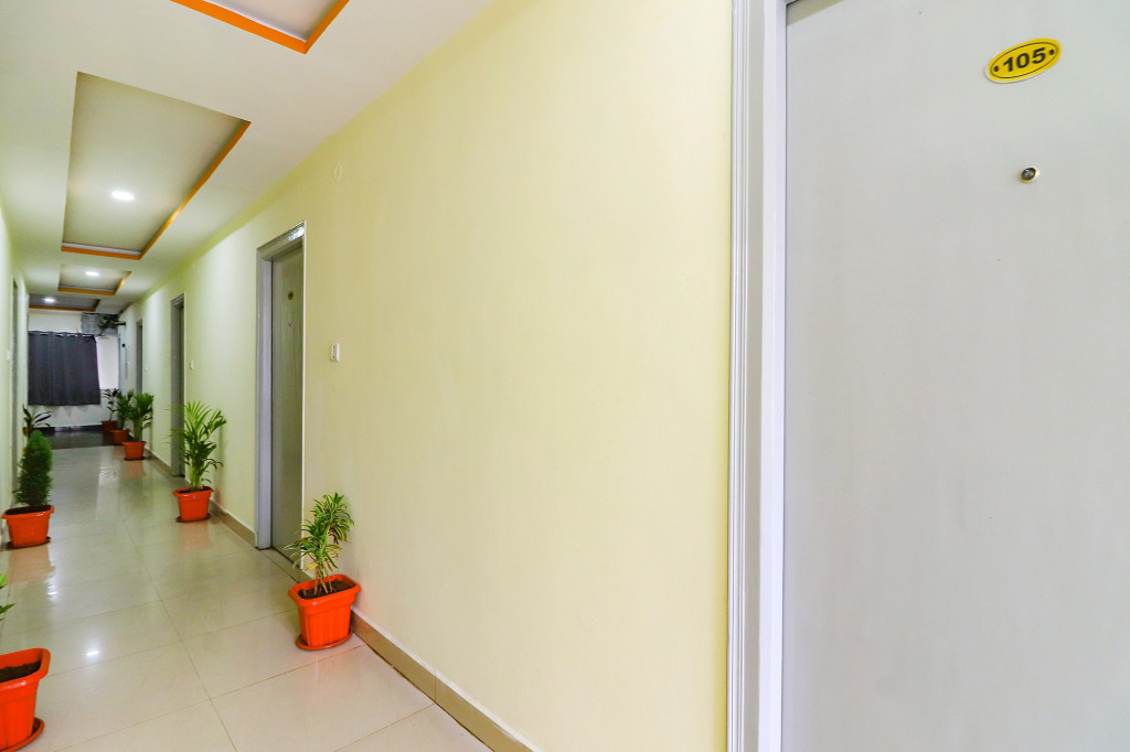 FabHotel Broholic Suites - Nr JNTU