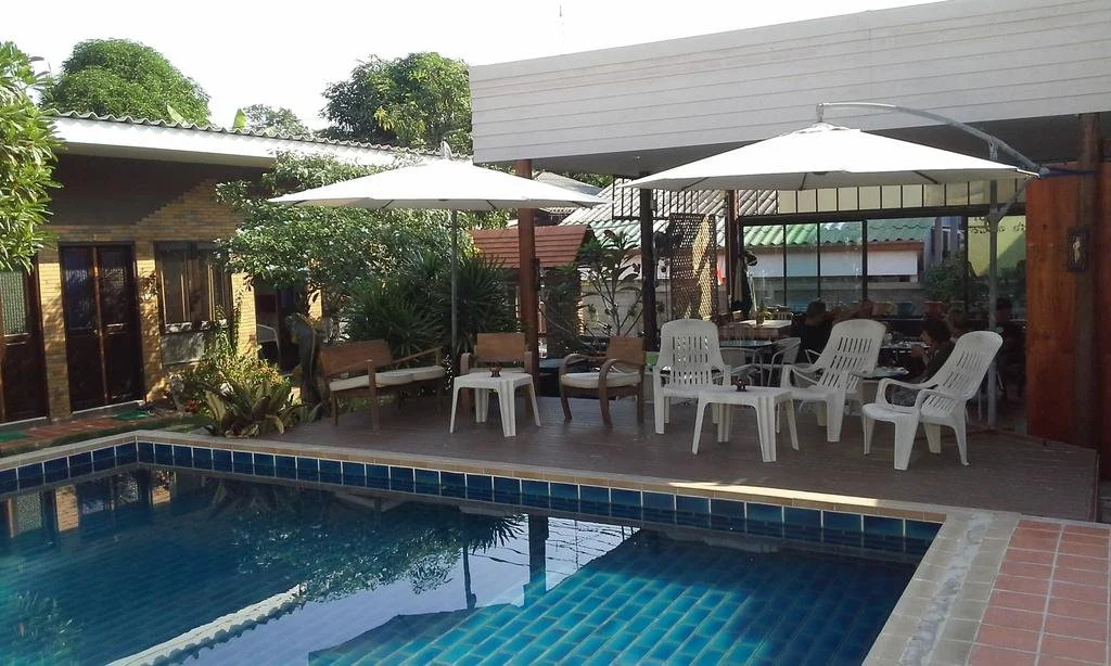 Baan Talay 51
