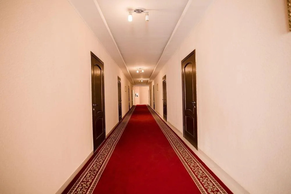 Azat Hotel