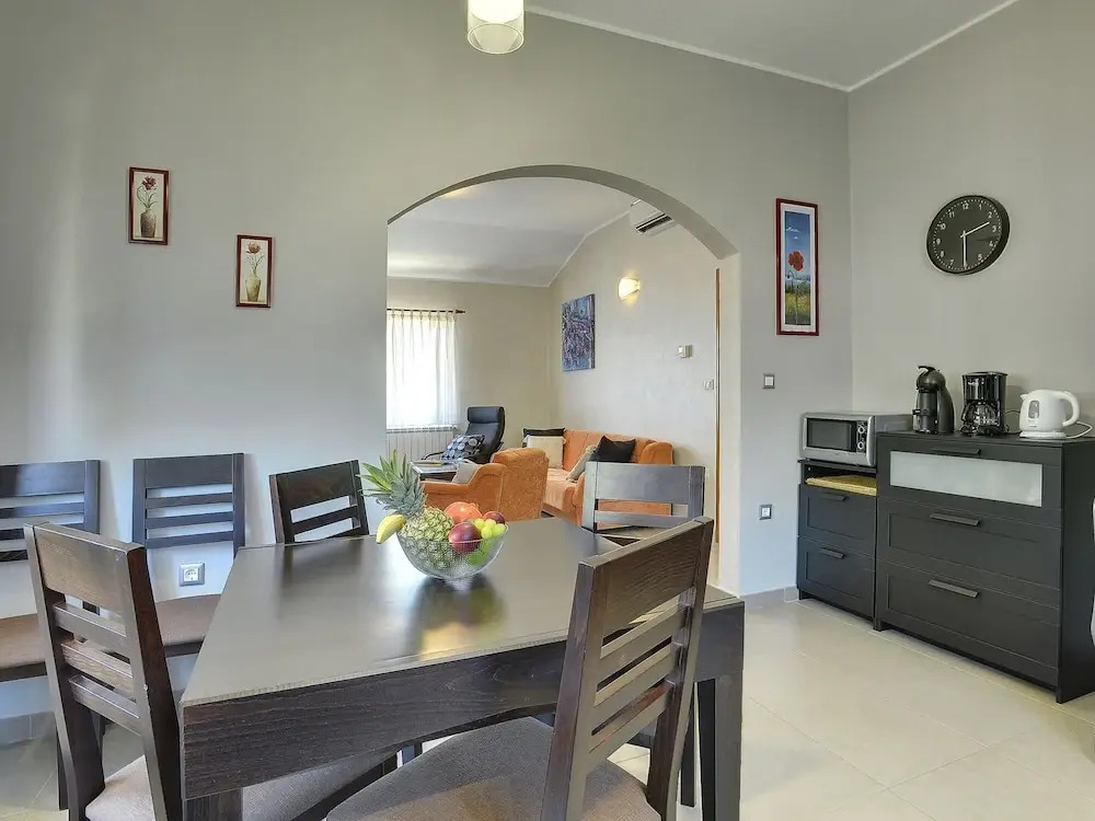 Villa in Peroj with Private Pool & Near Beach
