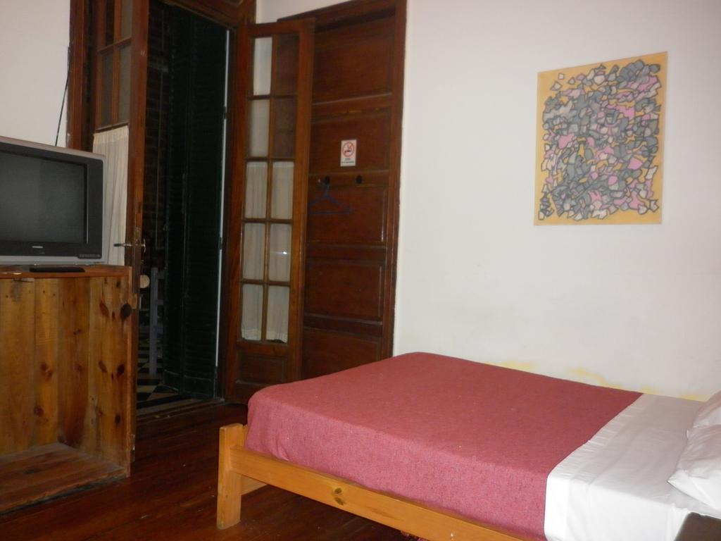 Vi Luz y Entre Hostel