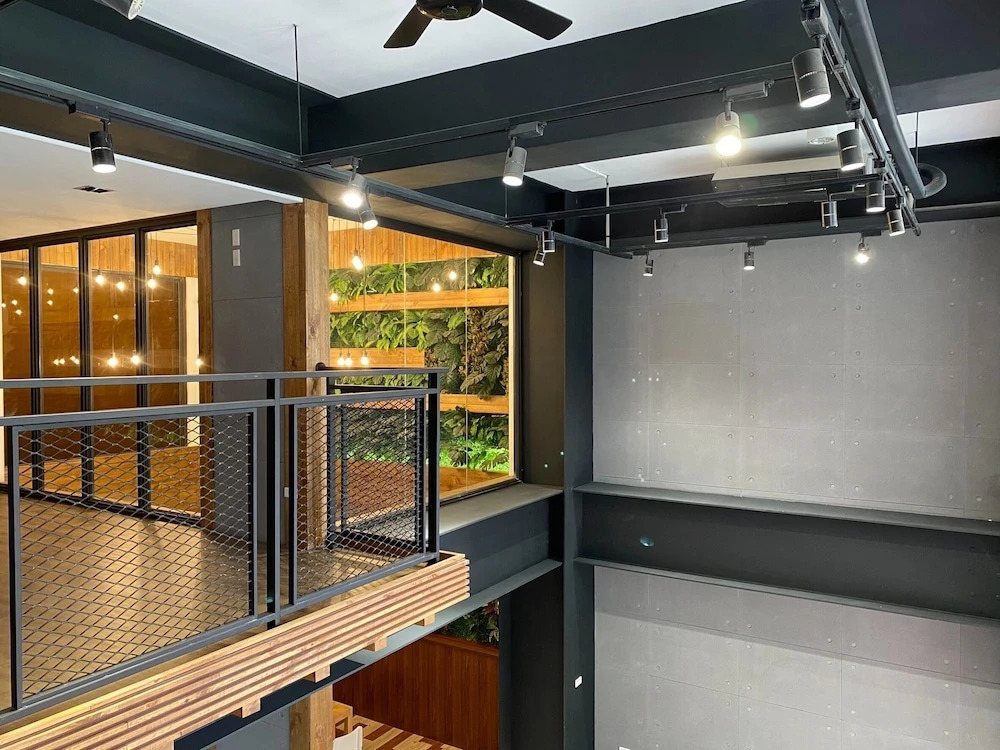 Owl Hostel 貓頭鷹旅店