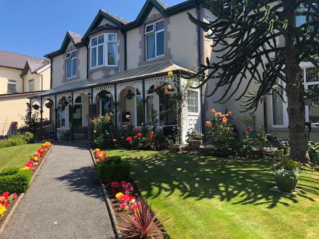 Bron Menai Guest House