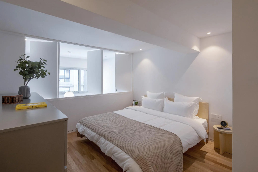 BaseLIVING Wending Serviced Apartment