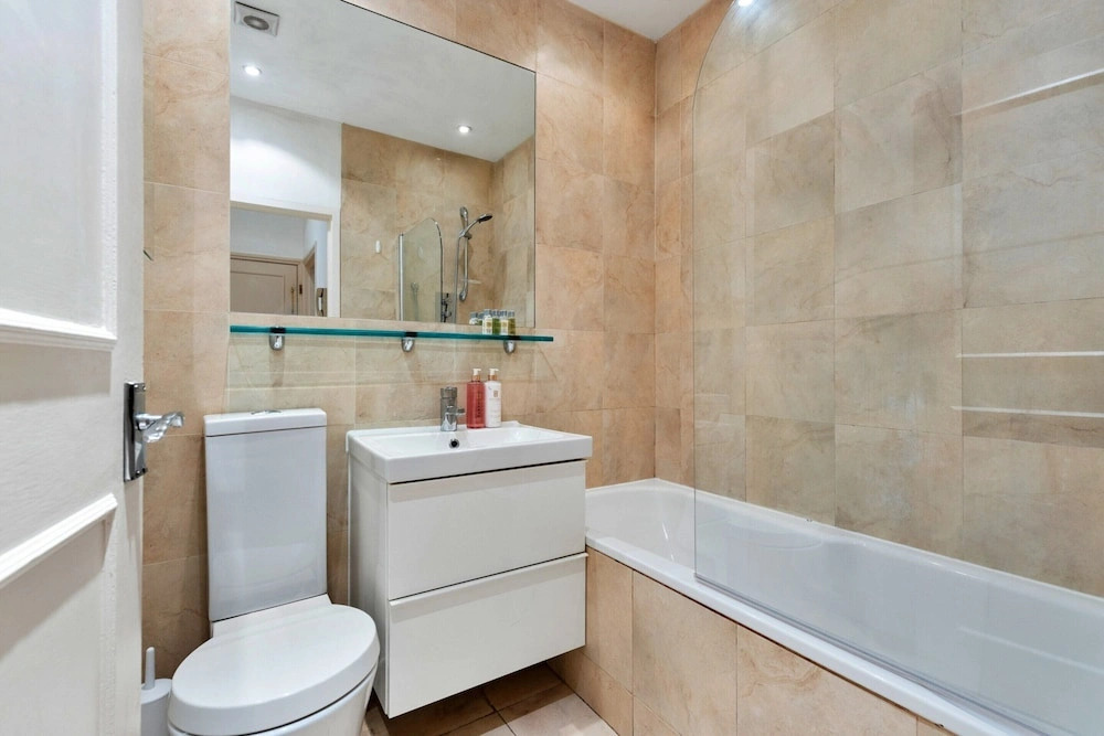 Apartment in Pimlico Near Tate Britain