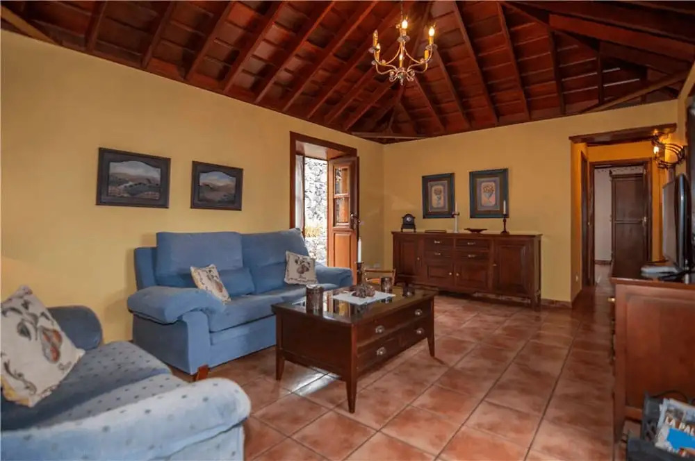 Casa Rural con Piscina Compartida en Mazo