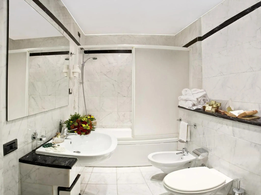 Hotel Savoy