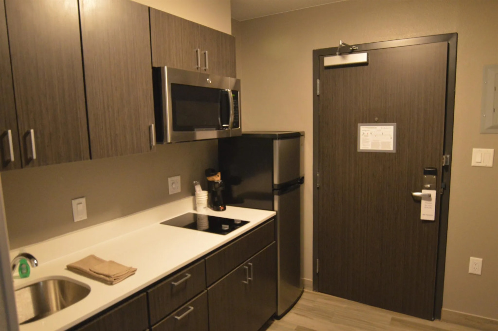 Holiday Inn Express And Suites Pasadena Houston Southeast by IHG