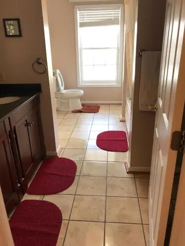 Lukas Apartments