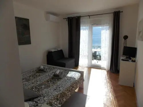 Apartment Ellalinda