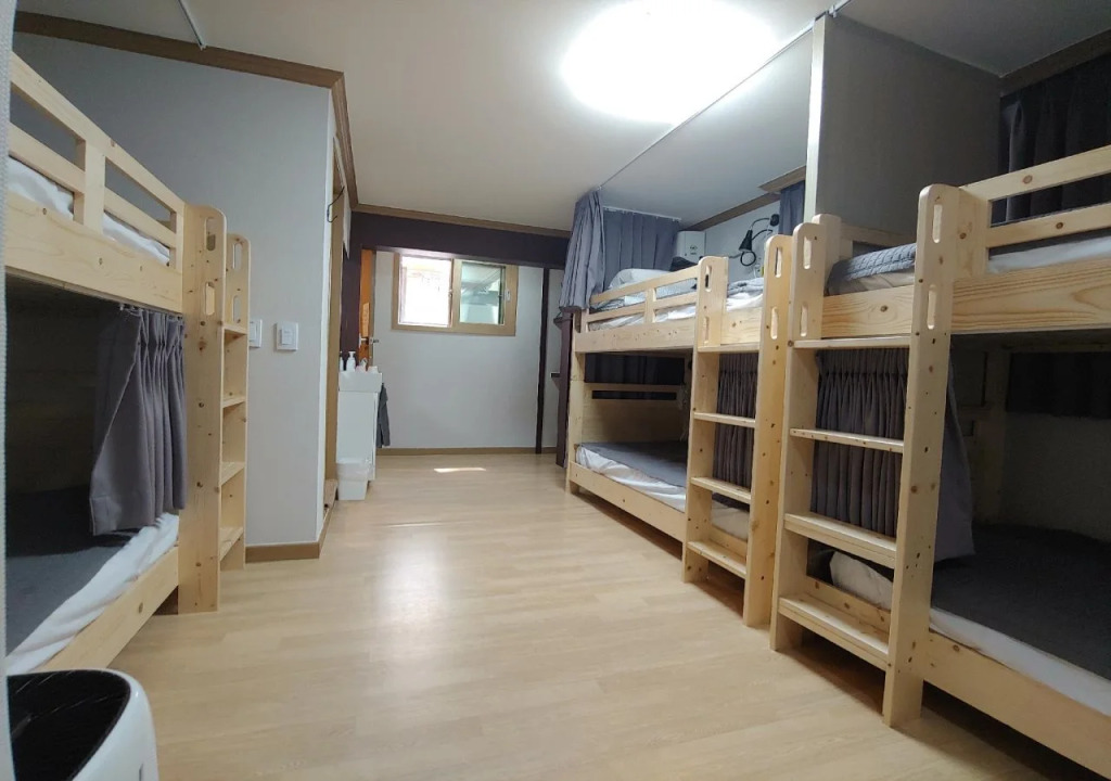 Ys house