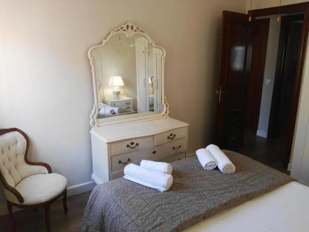 Idilico ático en Triana-3BD+1BTH