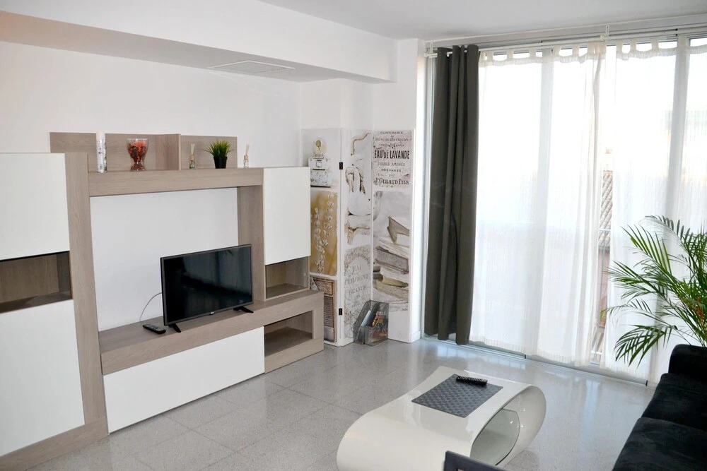 Apartment With one Bedroom in València, With Wonderful City View and Wifi - 15 km From the Beach