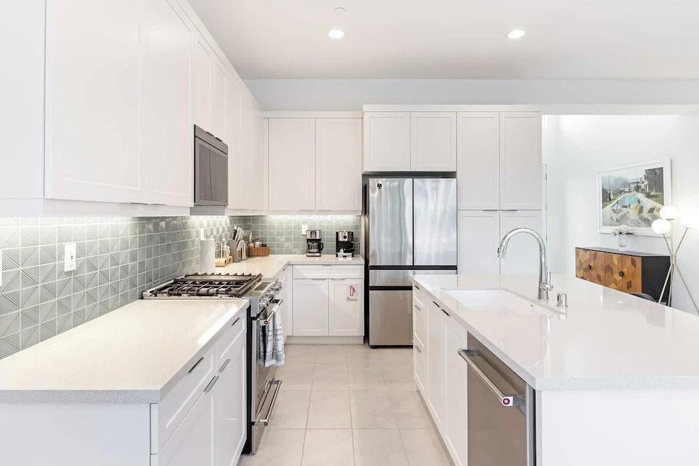 Lumen at Tahquitz: New Build With Pool, Fire Pit & Designer Interiors