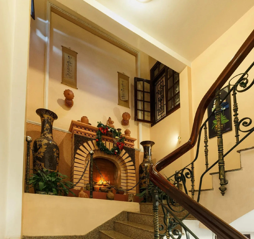 Tram Huong Hotel