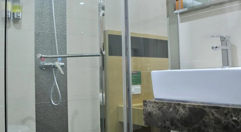 Harbour Plaza Holiday Hotel