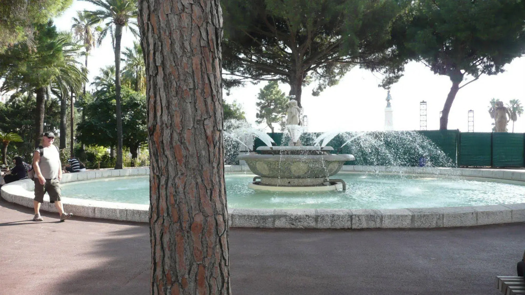 Le Petit Trianon et le Charme des Suites