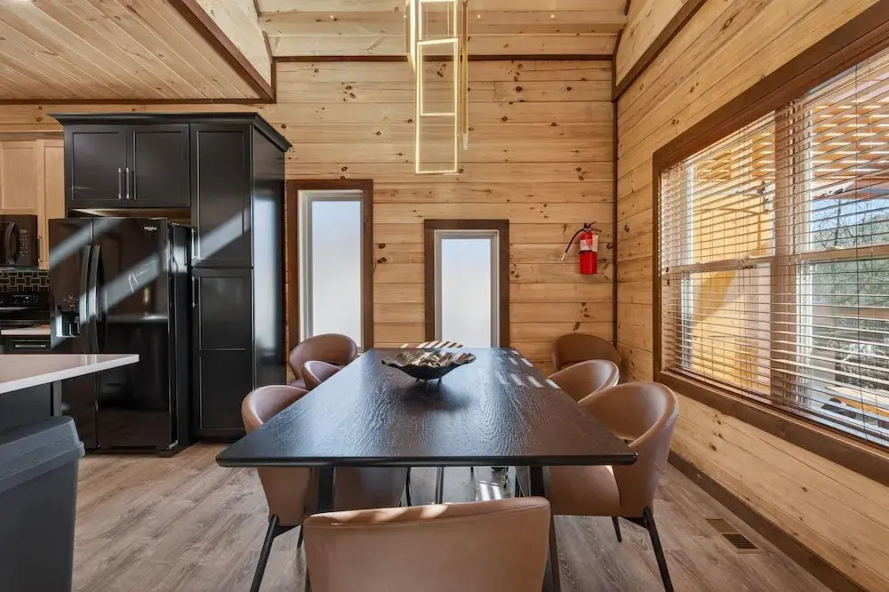 Ern802 - Bear Olympics 3 Bedroom Cabin