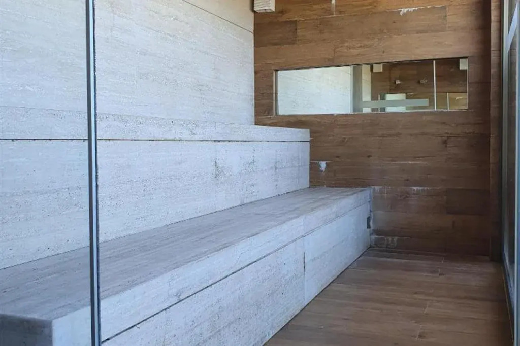 Square Design Hotel