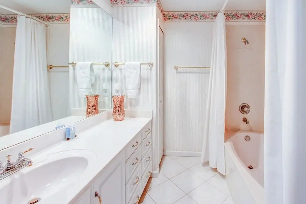 New Listing! 3rd-row Oasis W/ Private Pool & Spa 4 Bedroom Home