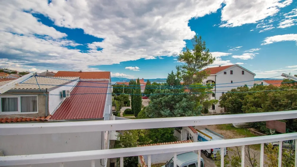 Apartment With 4 Bedrooms in Jadranovo, With Wonderful sea View, Furni