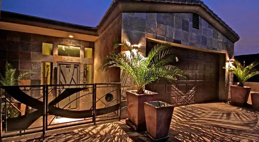 Villa Crestview