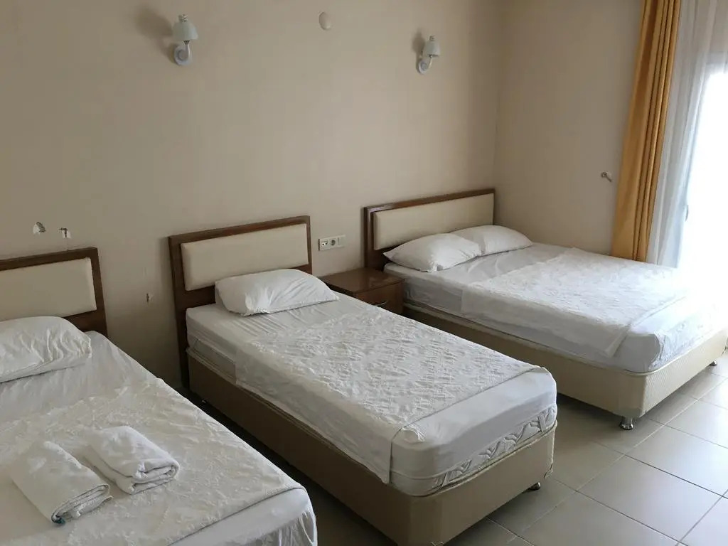 Peri Hotel