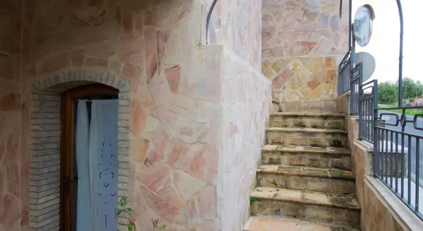 Alcantara rustichouse
