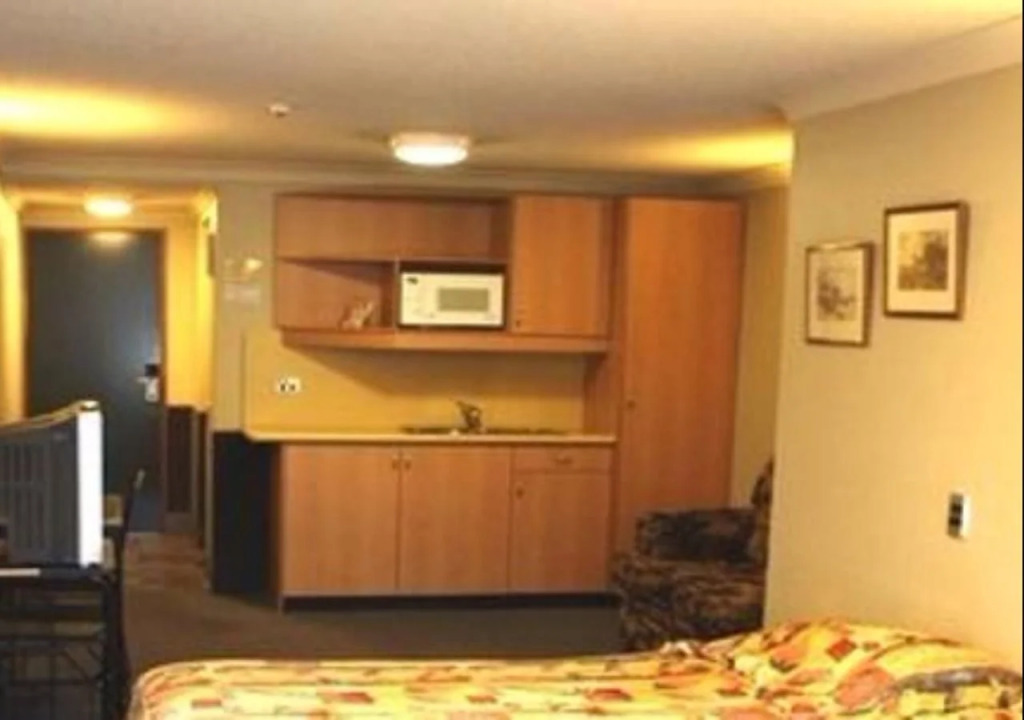 97 Motel Moray
