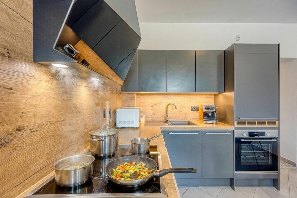 Coastal Countryside Oasis Apartment Deni