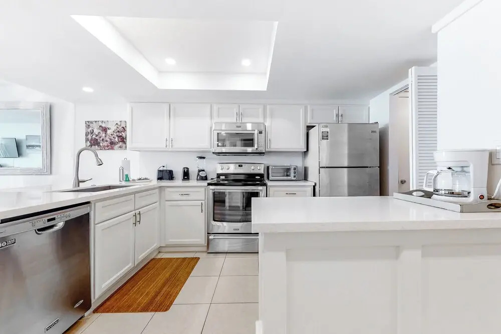 2BR w/ Gulf-view Balcony: Suntide III - Unit 307