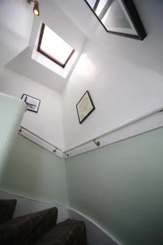 No 10 Guesthouse