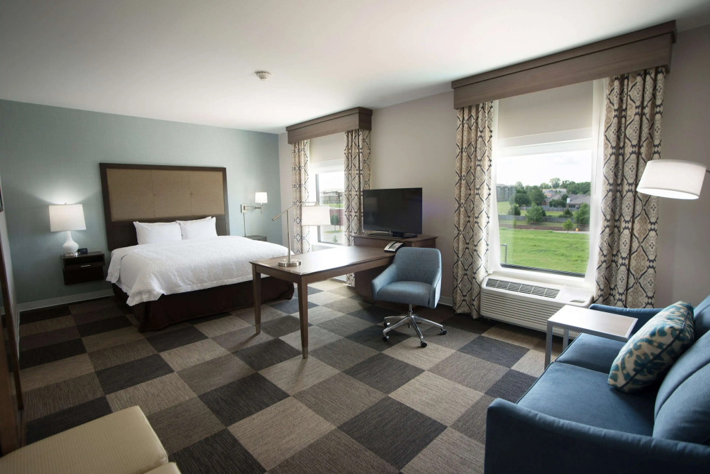 Hampton Inn & Suites Stillwater West