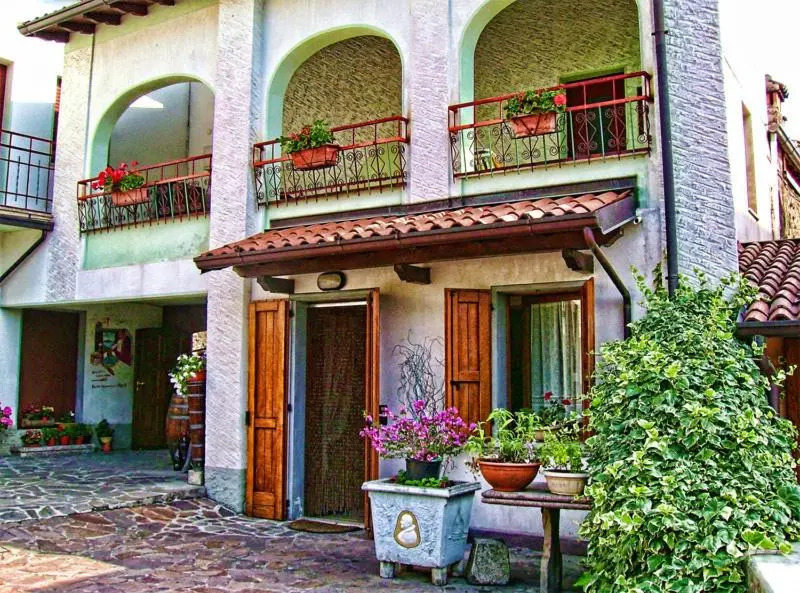 B&B Curtif