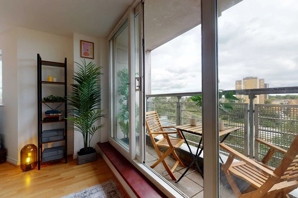 Cozy Hackney Apartment
