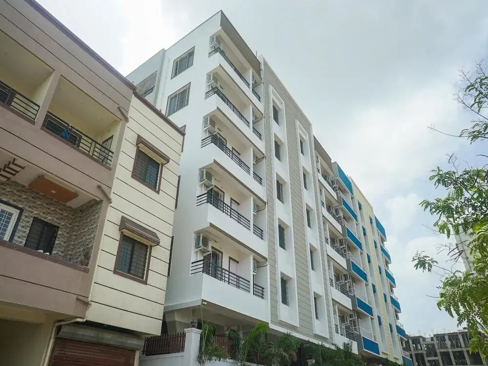 Hotel Twin Towers 1 By OYO Rooms