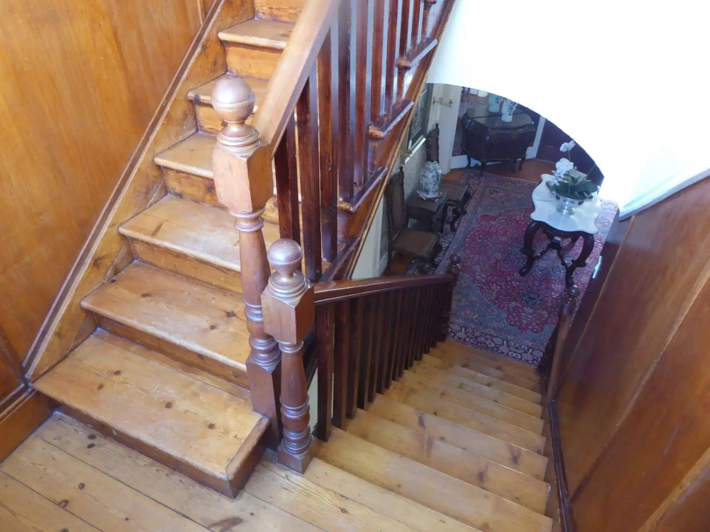 Airlies Guest House