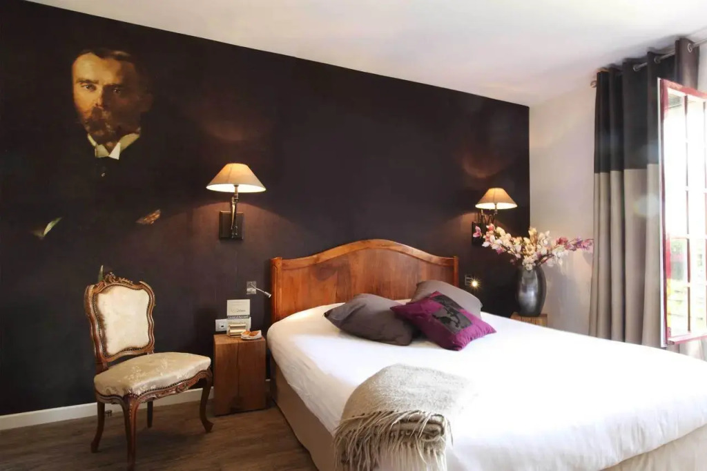 Logis Hotel La Croix Blanche Fontevraud