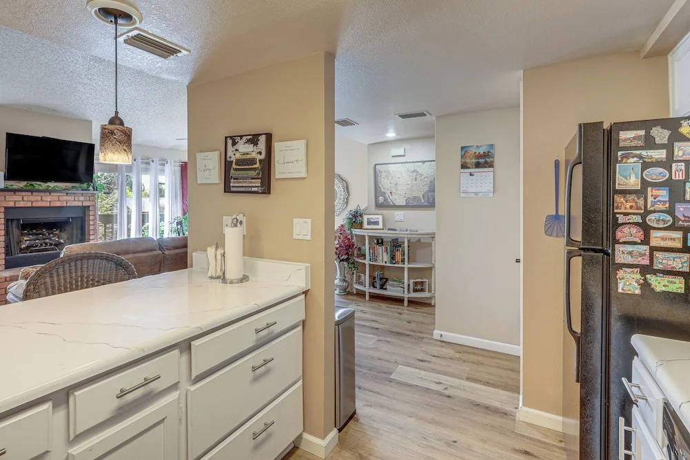 Walk to Golf & Trails! 'aspen House' in Flagstaff