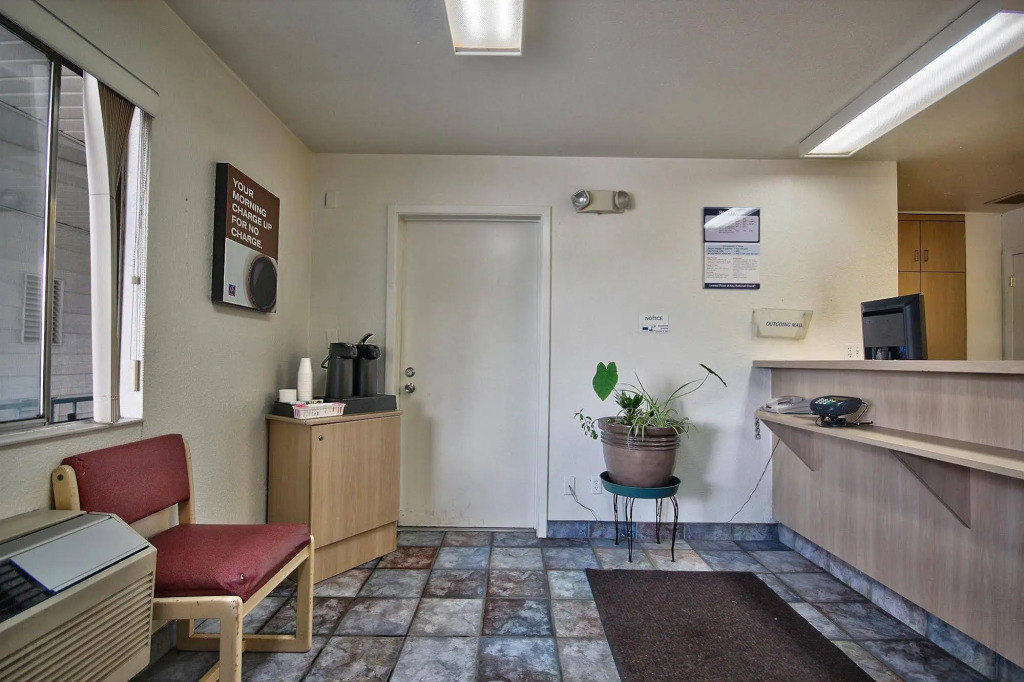 Americas Best value Inn & Suites-Helena