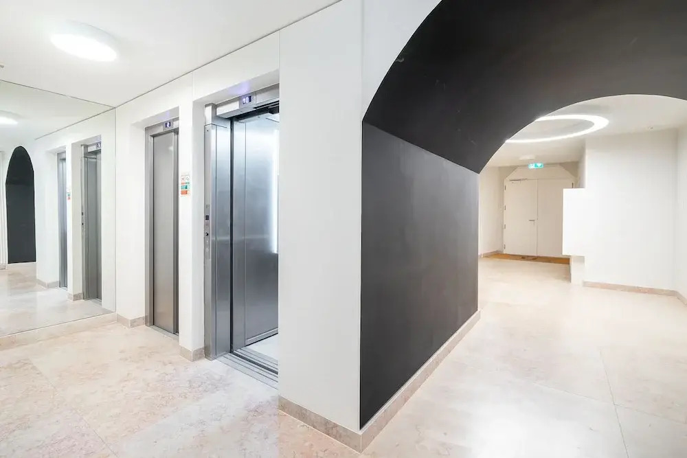 Prime Location Luxury Apartment