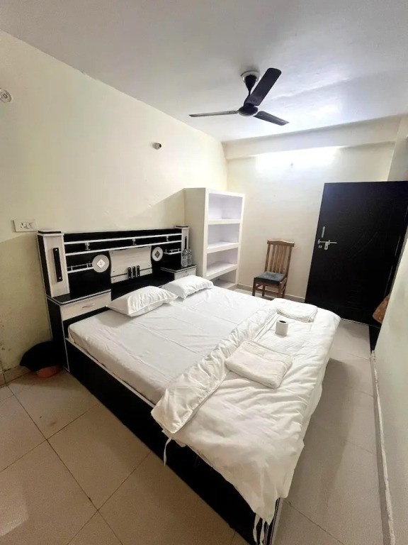 Shivay Inn