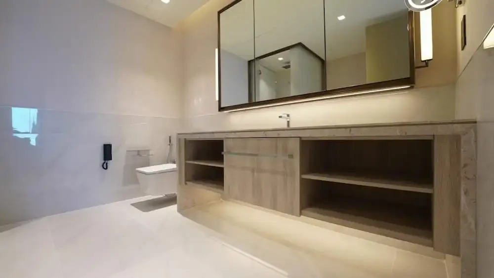 High Floor Stylish 1BR Address Harbour