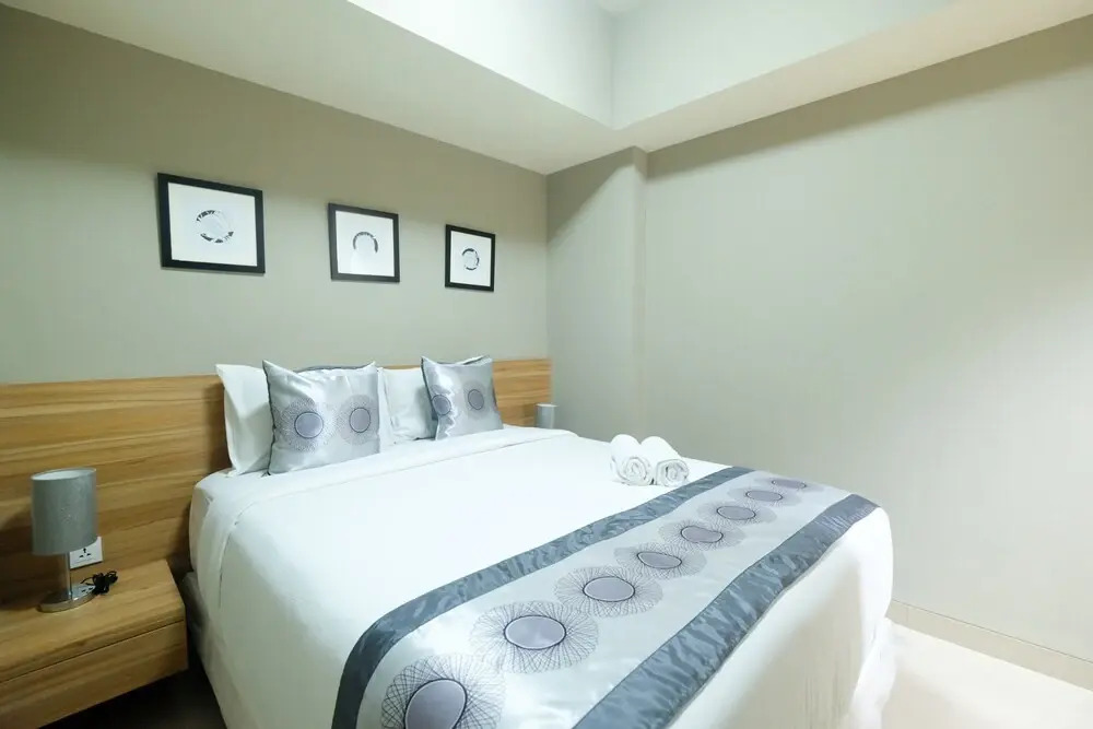 Comfortable 2BR Apartment at Mustika Golf Residence By Travelio