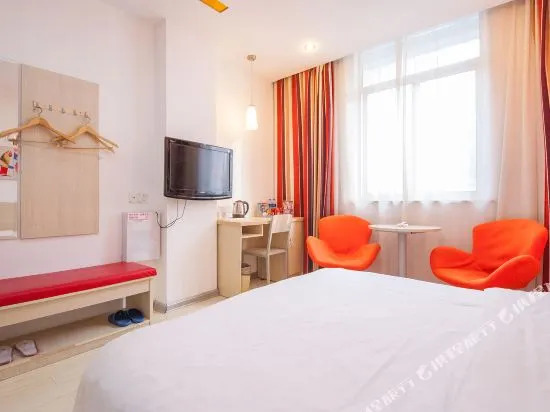 The Snypool Express Hotel