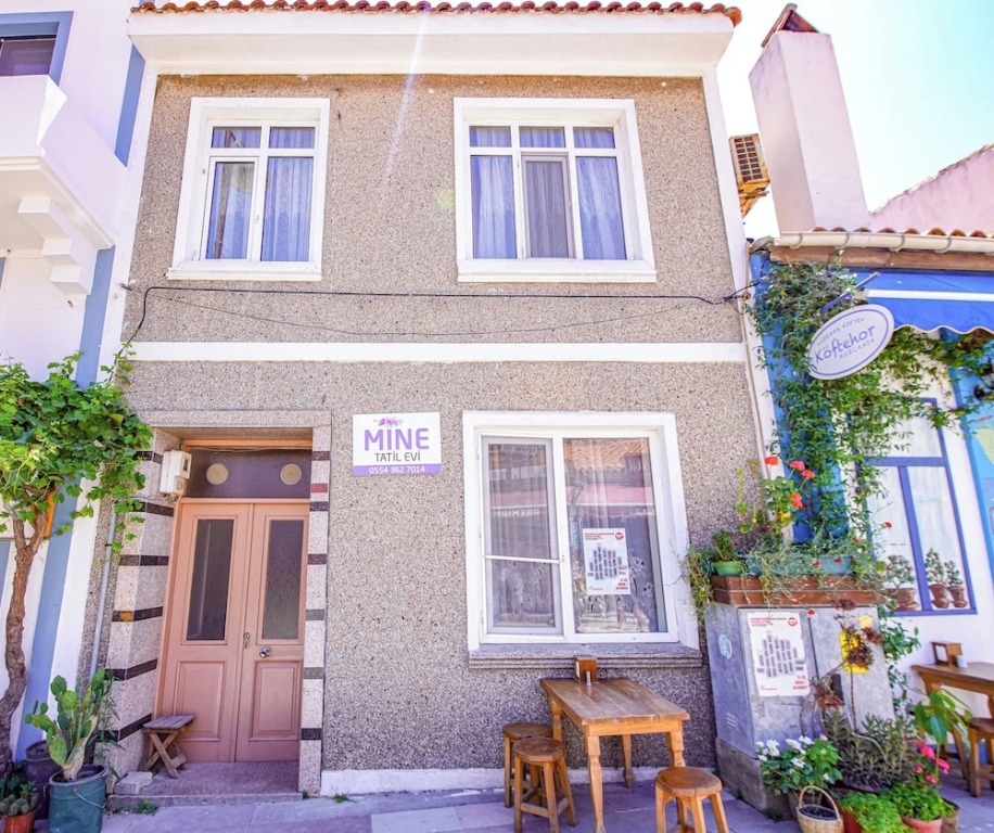 Mine Tatil Evi