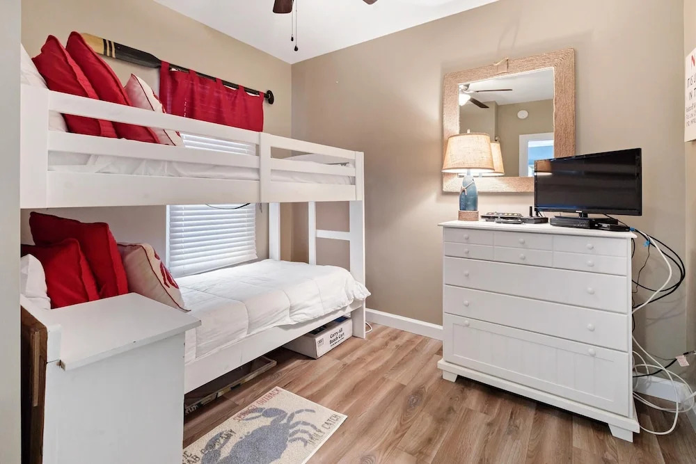 Sterling Shores 215