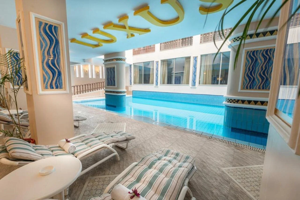 Luxus Grand Hotel