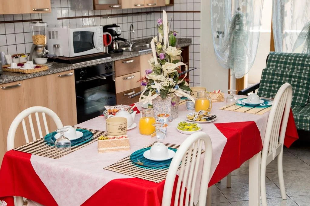 SoleLunaMare Guest House