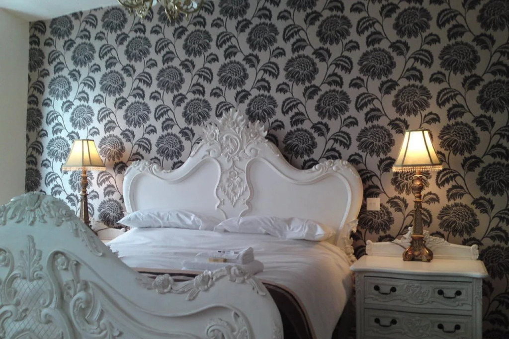 The Old Crown Coaching Inn